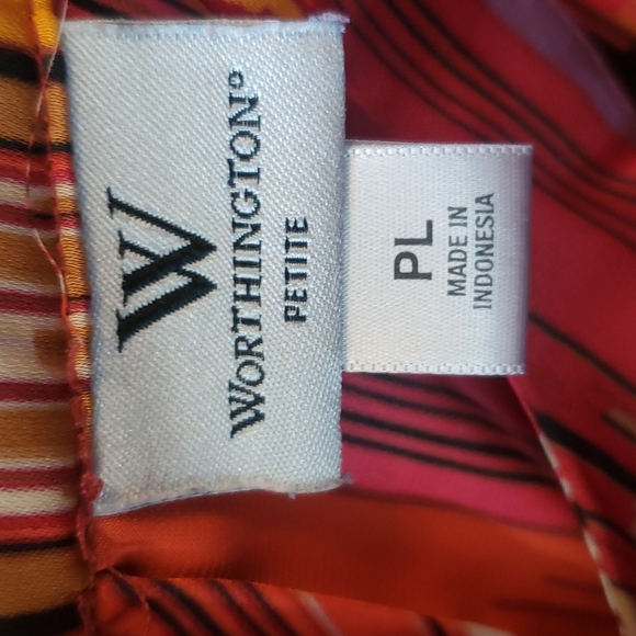Worthington petite blouse - Picture 2 of 2